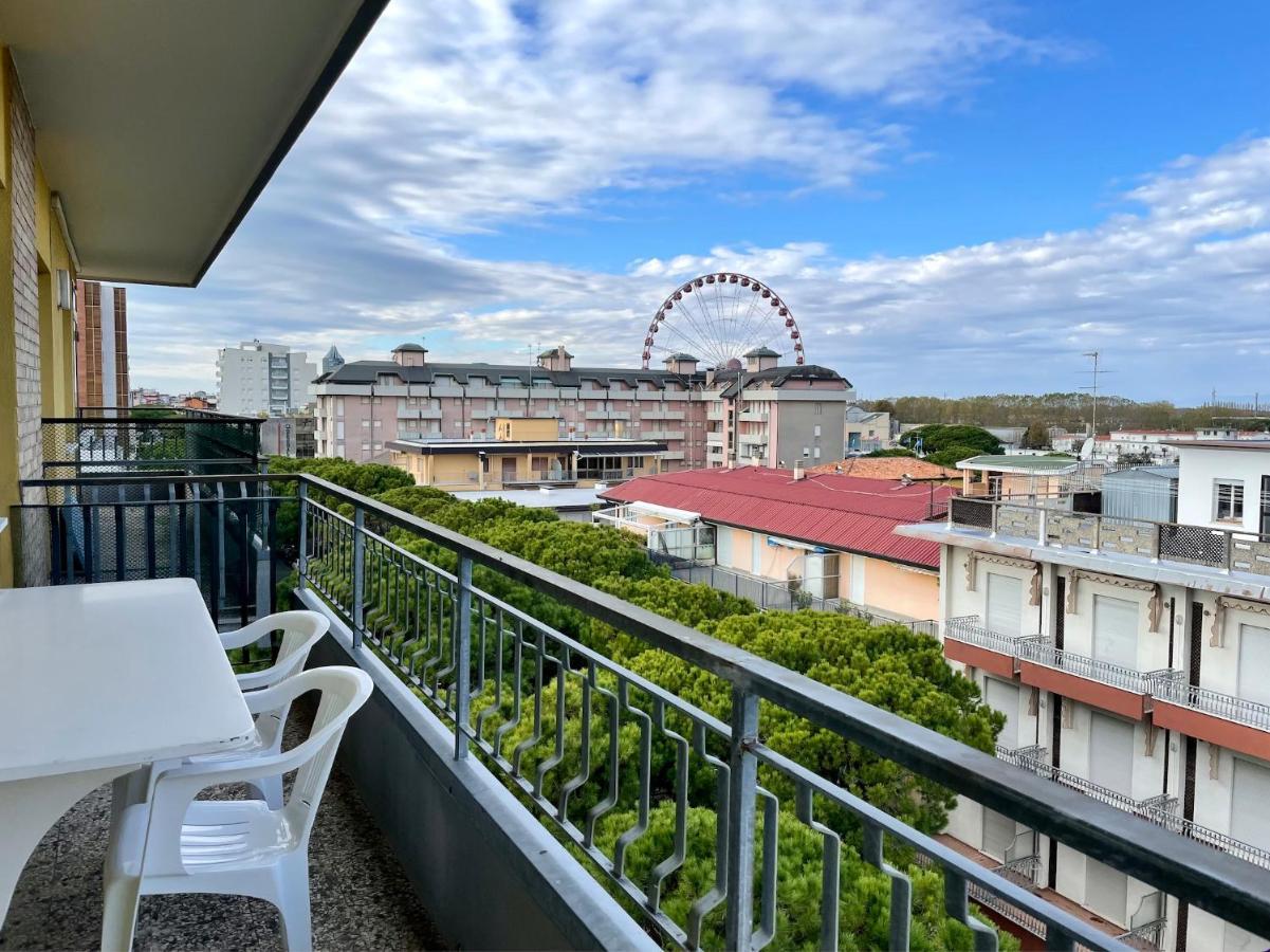 Appartamento Olimpo Carraro Immobiliare Jesolo Esterno foto